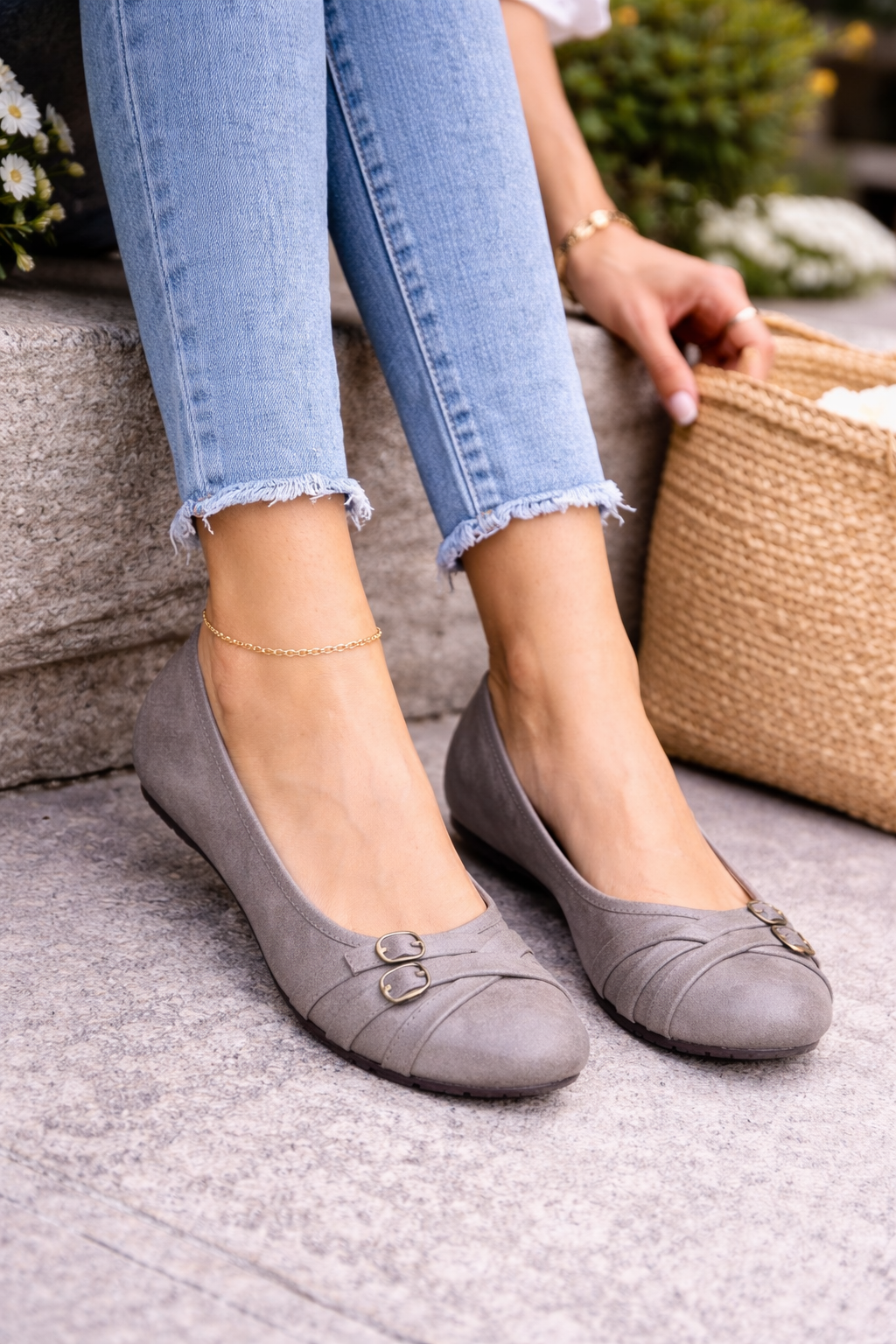 Gray Jellypop Ballet Slip On Flats with Buckle - Pre-Owned - Size 7.5