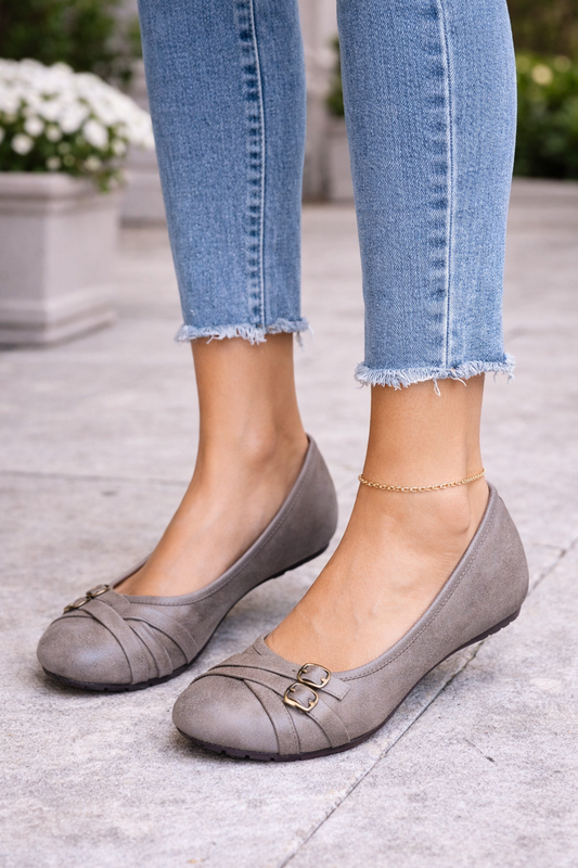 Gray Jellypop Ballet Slip On Flats with Buckle - Pre-Owned - Size 7.5